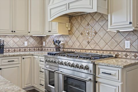 Tiny photo for 8521 Reed Rd, Powell, TN 37849 (MLS # 1324647)