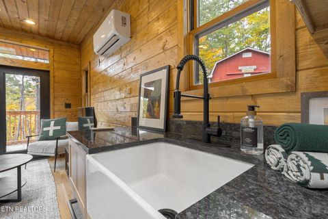 Tiny photo for 4167 Chamberlain Lane, Sevierville, TN 37862 (MLS # 1321027)