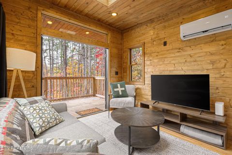 Tiny photo for 4167 Chamberlain Lane, Sevierville, TN 37862 (MLS # 1321027)