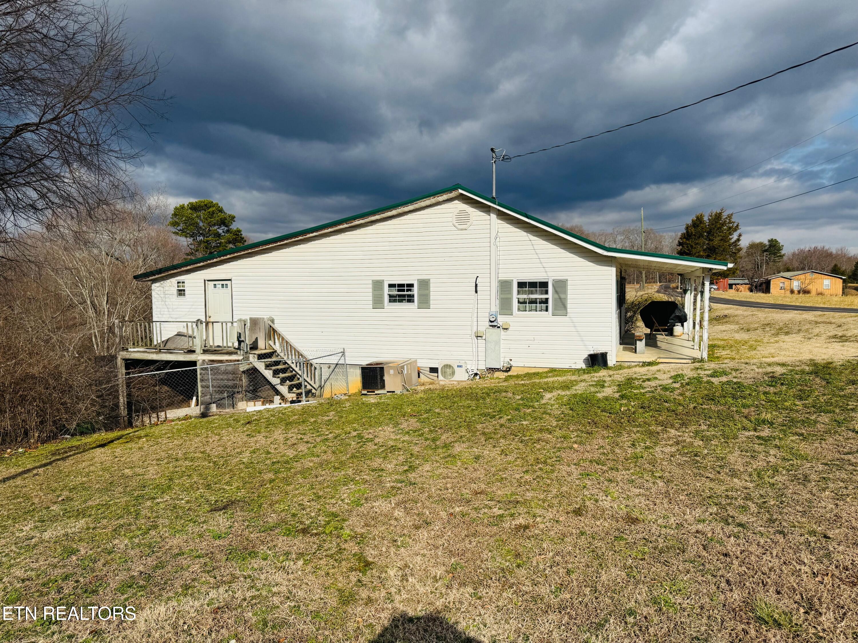 1221 Brady Rd