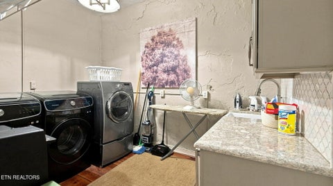 Tiny photo for 304 S Gay St, Knoxville, TN 37902 (MLS # 1356454)