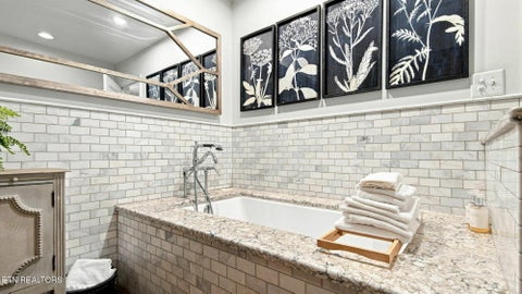 Tiny photo for 304 S Gay St, Knoxville, TN 37902 (MLS # 1356454)