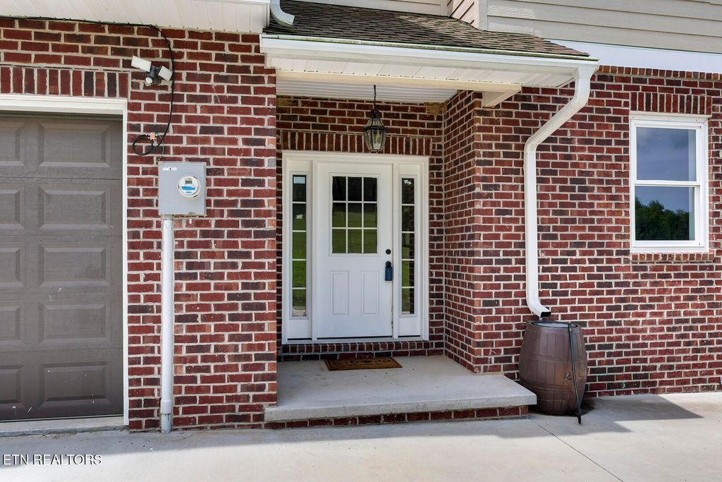 Photo of 1118 Espalier Drive, Decatur, TN 37322 (MLS # 1300710)