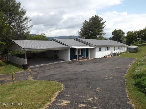 Photo of 187 Oxford Circle, Harrogate, TN 37752 (MLS # 1345626)