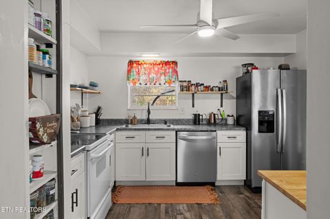 Tiny photo for 307 McMasters Place, Maryville, TN 37801 (MLS # 1326195)