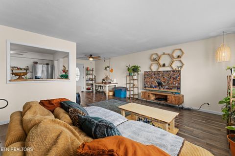 Tiny photo for 307 McMasters Place, Maryville, TN 37801 (MLS # 1326195)