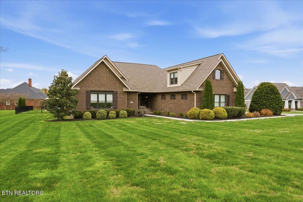 Photo of 3524 Rankin Ferry Loop, Louisville, TN 37777 (MLS # 1333364)