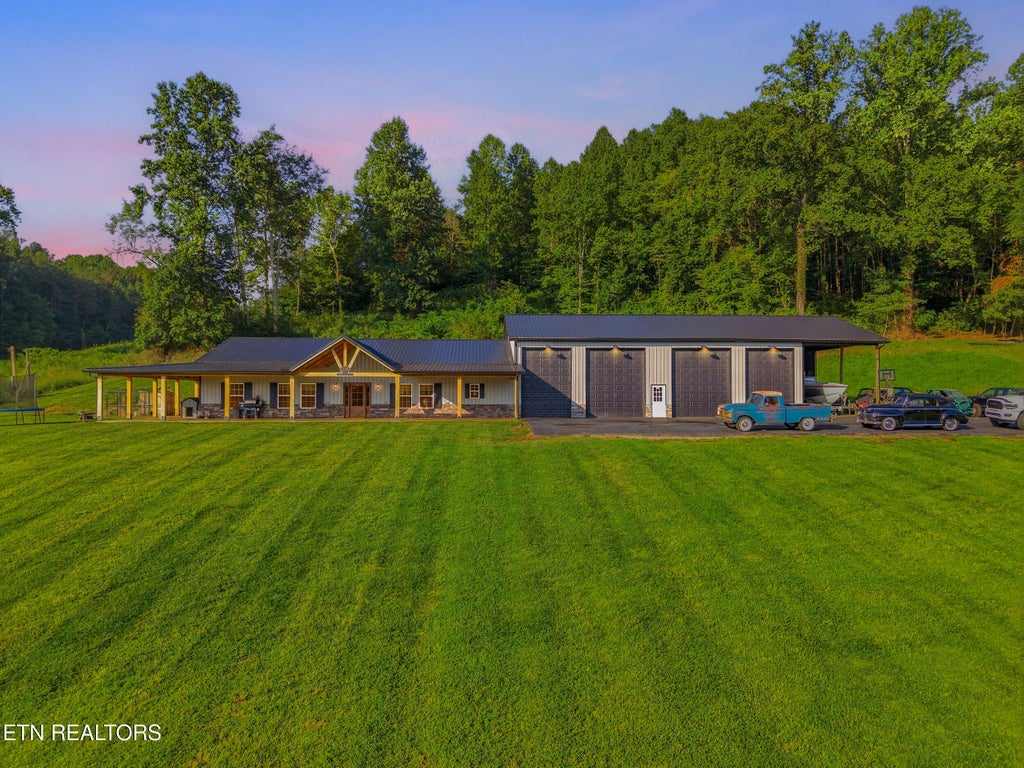 Photo of 123 Raccoon Valley Rd, Maynardville, TN 37807 (MLS # 1354181)