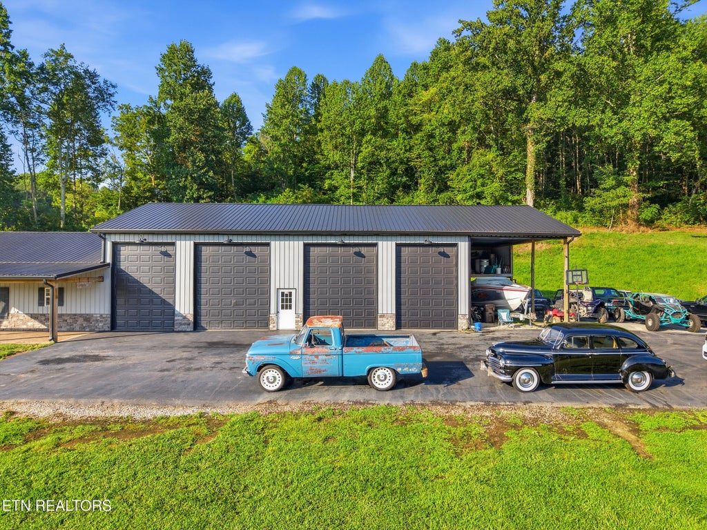 Photo of 123 Raccoon Valley Rd, Maynardville, TN 37807 (MLS # 1354181)