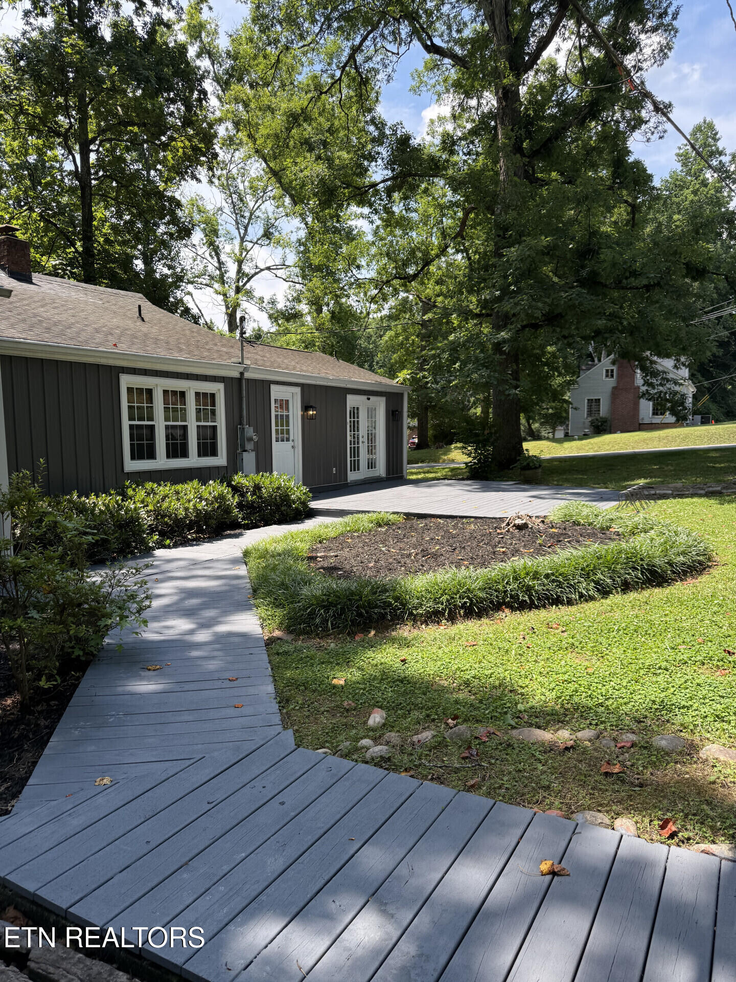 142 W Norris Rd