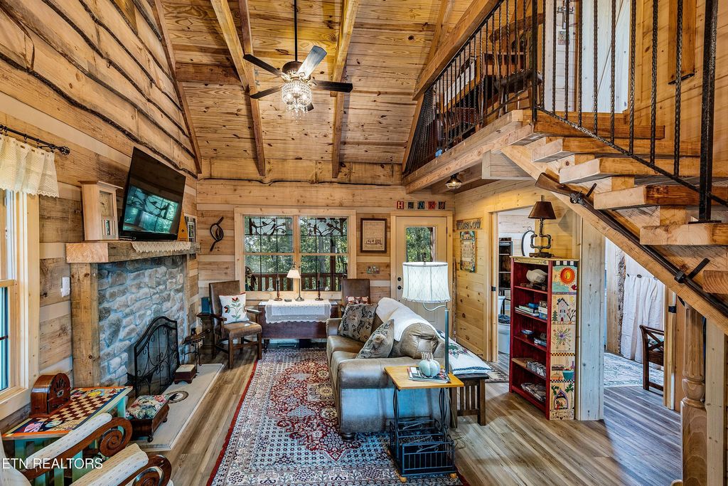 Photo of 967 Cave Rd, Jefferson City, TN 37760 (MLS # 1338536)