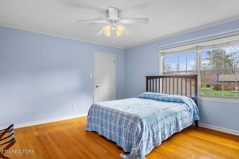 Tiny photo for 2024 W Velmetta Circle, Knoxville, TN 37920 (MLS # 1332806)