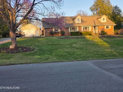 Photo of 2024 W Velmetta Circle, Knoxville, TN 37920 (MLS # 1332806)