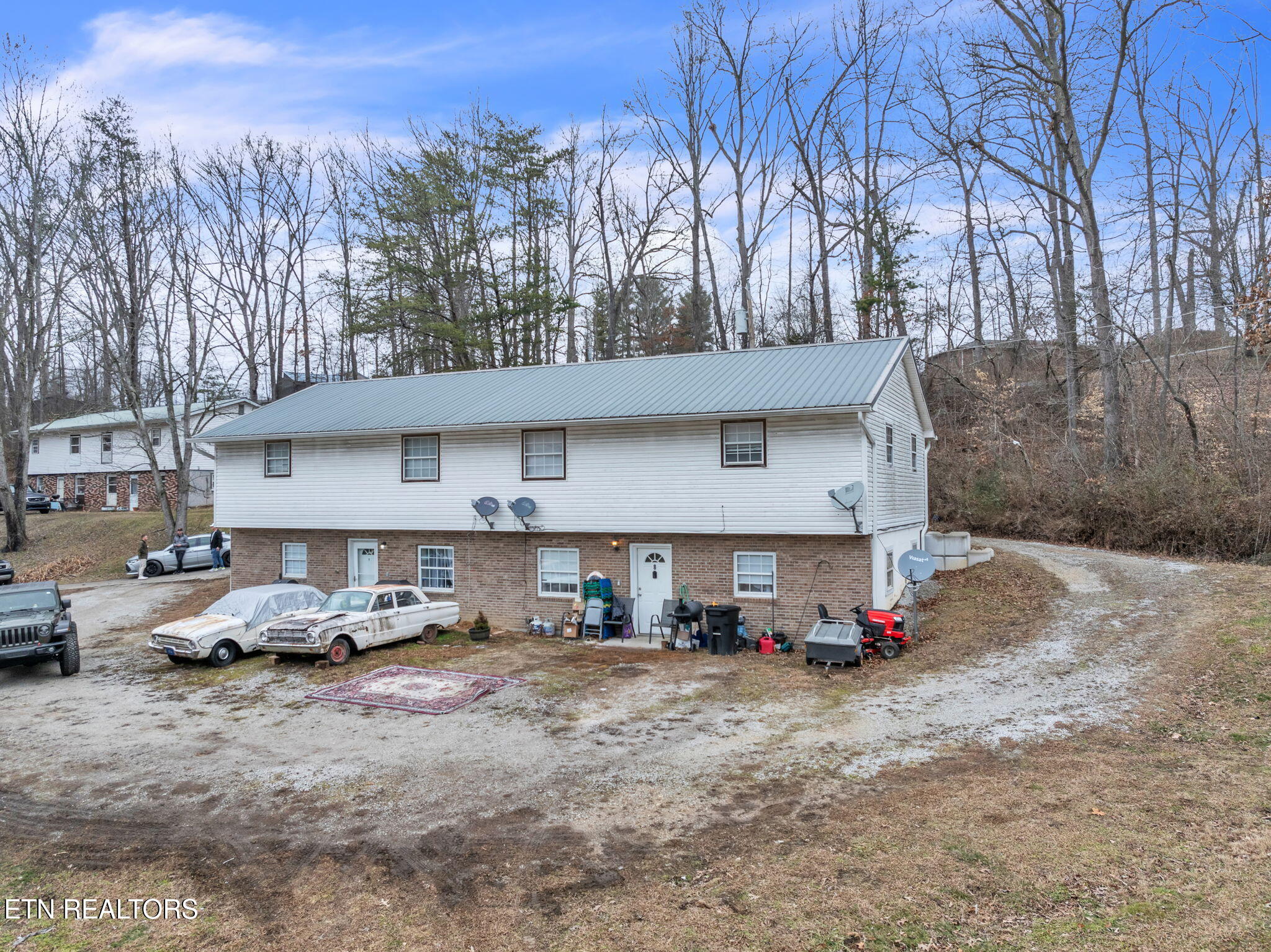 211 Timberlake Circle