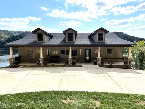 751 Jim Town Rd Mooresburg TN 37811