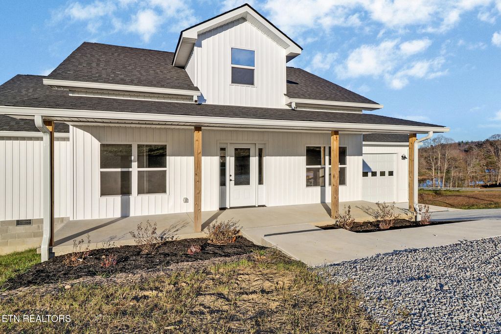 Photo of 167 Pine Creek Rd, Oneida, TN 37841 (MLS # 1309107)