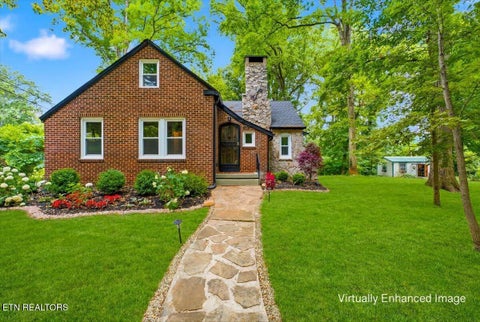 Photo of 5702 Woodburn Drive, Knoxville, TN 37919 (MLS # 1347061)