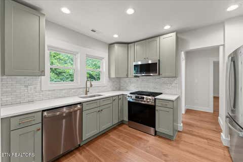 Tiny photo for 5702 Woodburn Drive, Knoxville, TN 37919 (MLS # 1347061)