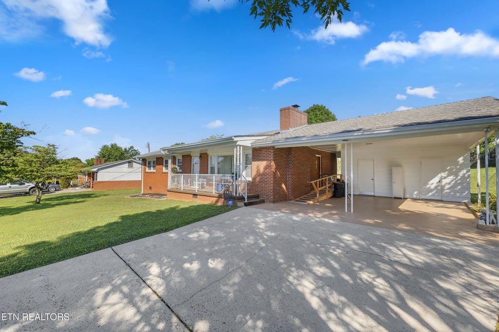 Photo of 225 Madora Drive, Powell, TN 37849 (MLS # 1345560)