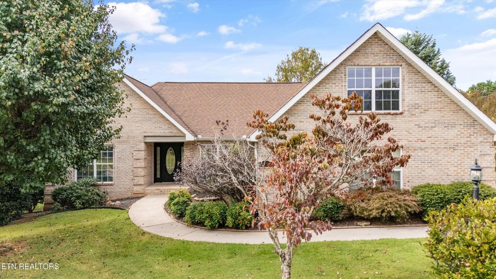 Photo of 3015 Champions Drive, Maryville, TN 37801 (MLS # 1318038)