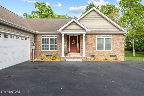 520 E Deer Creek Drive Crossville TN 38571