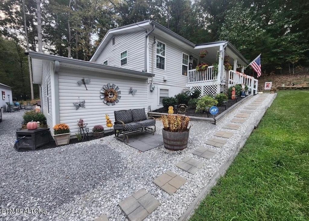 Photo of 825 County Road 82, Athens, TN 37303 (MLS # 1326826)