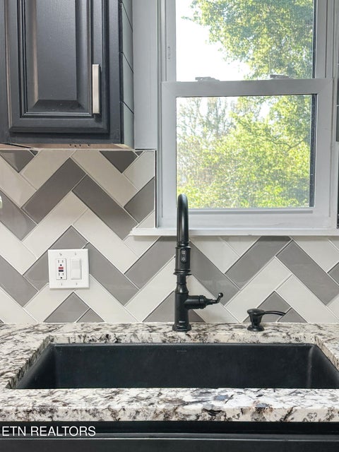 Tiny photo for 2032 Seminole Ave, Knoxville, TN 37915 (MLS # 1360073)