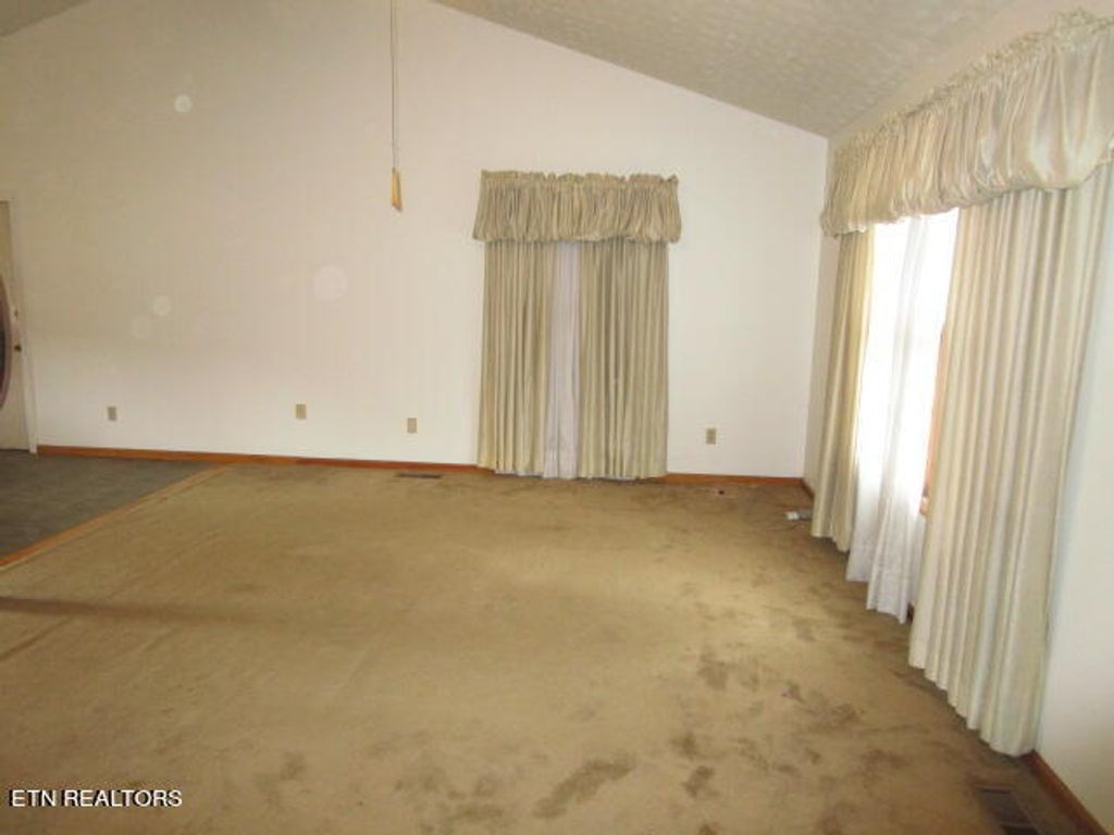 Photo of 111 ritz view Drive, Blaine, TN 37709 (MLS # 1237983)