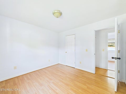 Tiny photo for 325 Riddle St, Athens, TN 37303 (MLS # 1355983)