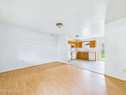 Tiny photo for 325 Riddle St, Athens, TN 37303 (MLS # 1355983)