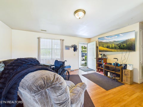 Tiny photo for 325 Riddle St, Athens, TN 37303 (MLS # 1355983)