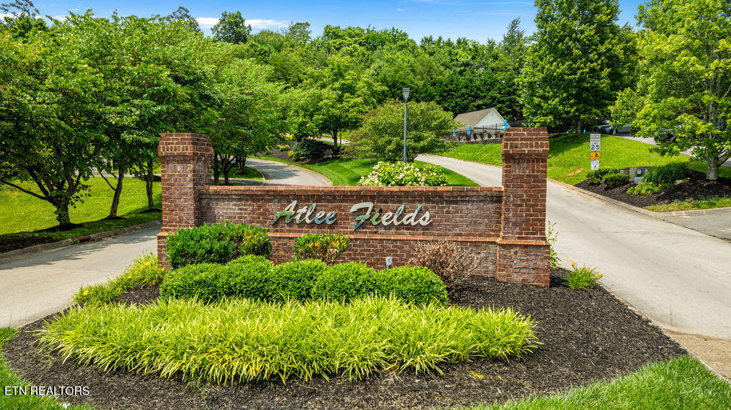 1661 Meadow Chase Lane
