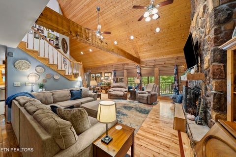 Tiny photo for 545 Dripping Springs Rd, Monterey, TN 38574 (MLS # 1359779)
