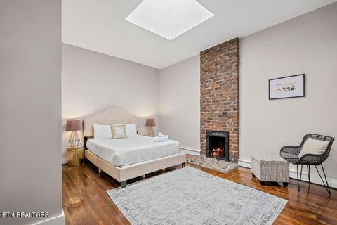 Tiny photo for 110 E Jackson Ave #2, Knoxville, TN 37915 (MLS # 1316632)