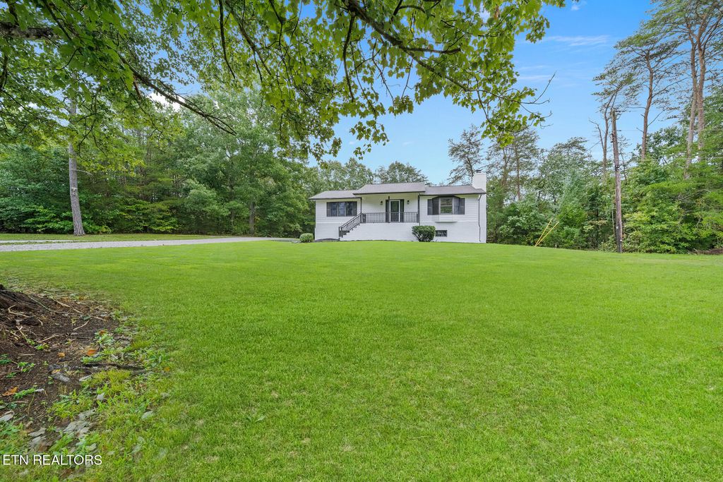 Photo of 8228 Tazewell Pike, Corryton, TN 37721 (MLS # 1296226)