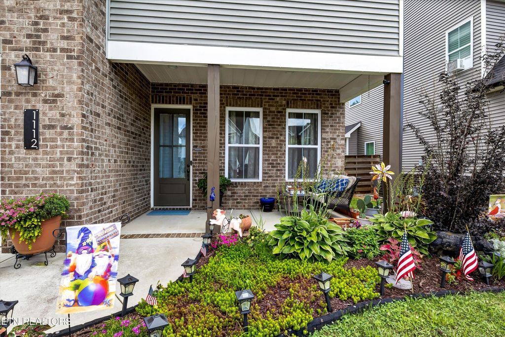 Photo of 1112 Belle Pond Ave, Knoxville, TN 37932 (MLS # 1311350)