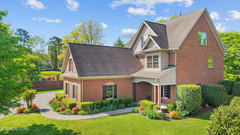 Photo of 1201 Bentley Park Lane, Knoxville, TN 37922 (MLS # 1327712)