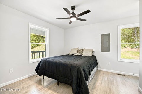 Tiny photo for 2433 Tennessee 131 Hwy, Thorn Hill, TN 37881 (MLS # 1360307)