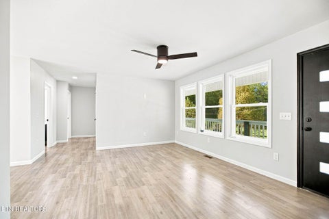 Tiny photo for 2433 Tennessee 131 Hwy, Thorn Hill, TN 37881 (MLS # 1360307)