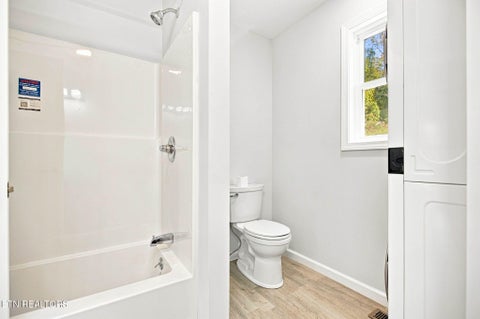 Tiny photo for 2433 Tennessee 131 Hwy, Thorn Hill, TN 37881 (MLS # 1360307)