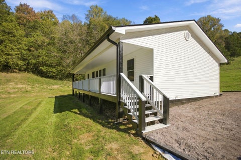Photo of 2433 Tennessee 131 Hwy, Thorn Hill, TN 37881 (MLS # 1360307)