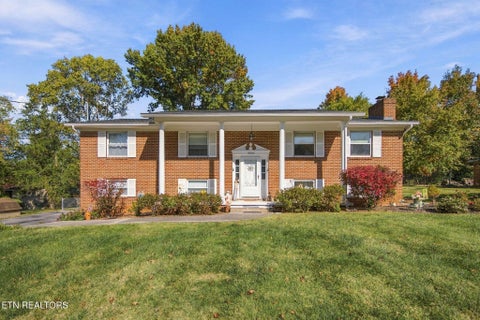 Photo of 9533 Mobile Drive, Knoxville, TN 37923 (MLS # 1360371)