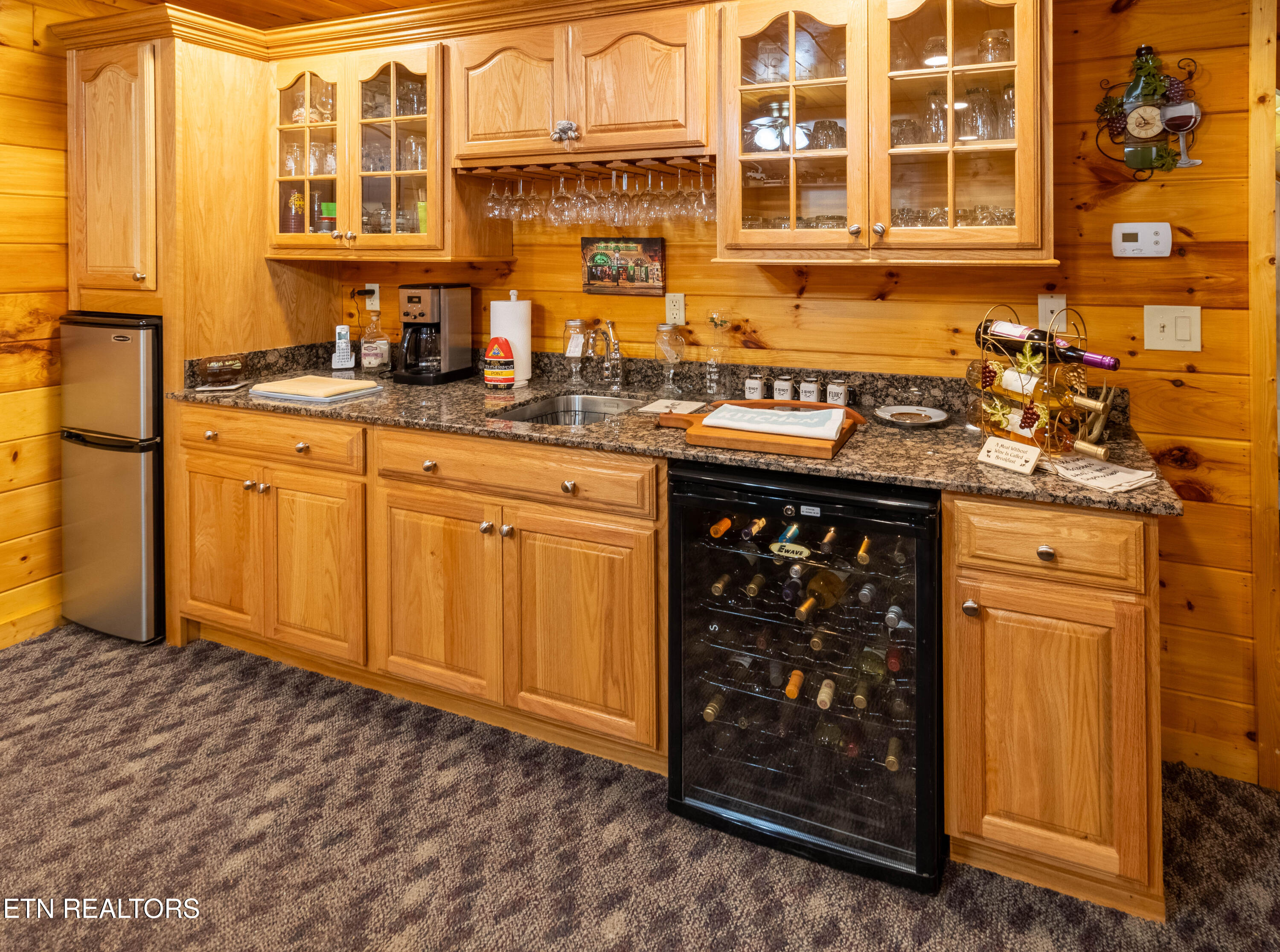 Sevierville, Tennessee, 37862, United States, 4 Bedrooms Bedrooms, ,3 BathroomsBathrooms,Residential,Active,2033415