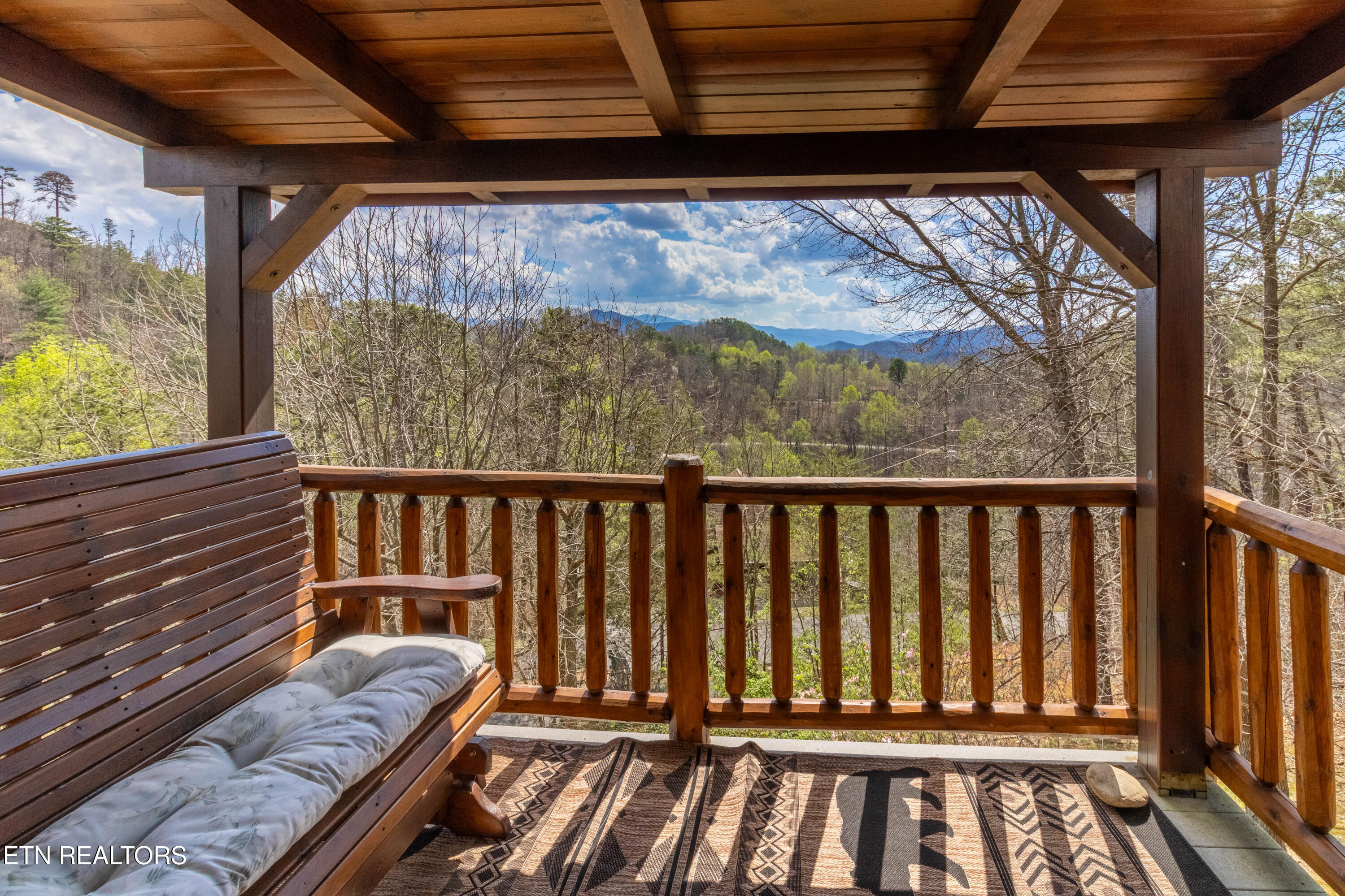 Sevierville, Tennessee, 37862, United States, 4 Bedrooms Bedrooms, ,3 BathroomsBathrooms,Residential,Active,2033415
