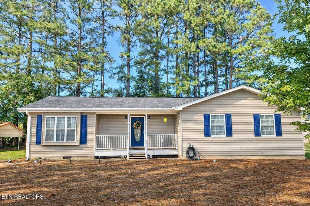 Photo of 812 Maple Lane, Madisonville, TN 37354 (MLS # 1329203)