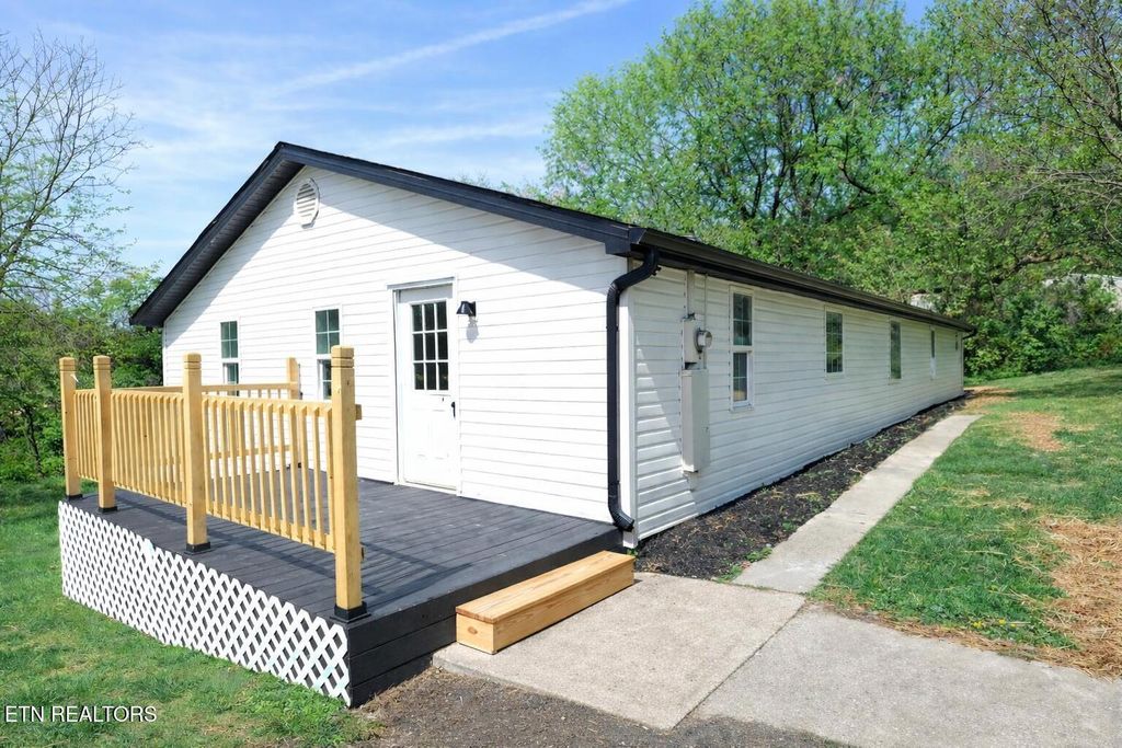 Photo of 6701 Wilson Drive, Knoxville, TN 37924 (MLS # 1336001)