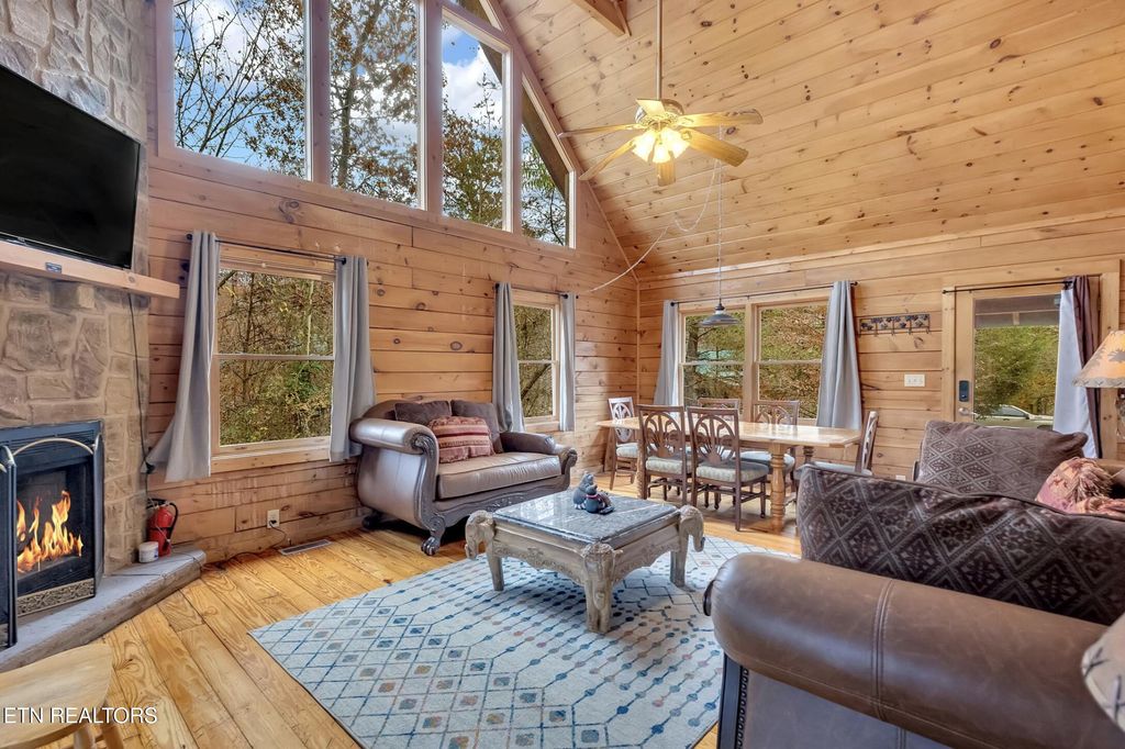 Photo of 3201 Bear Country Way, Sevierville, TN 37876 (MLS # 1309364)