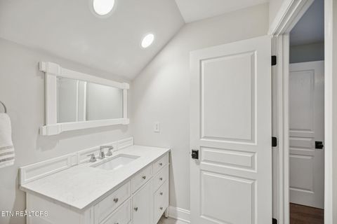 Tiny photo for 4225 Valencia Rd, Knoxville, TN 37919 (MLS # 1332202)