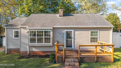 Photo of 207 Rose Ave, Alcoa, TN 37701 (MLS # 1319081)