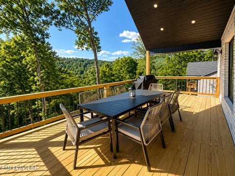 Tiny photo for 245 Pool Rd, LaFollette, TN 37766 (MLS # 1360363)